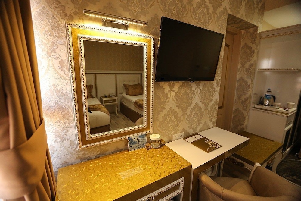 Standard Room photo 3