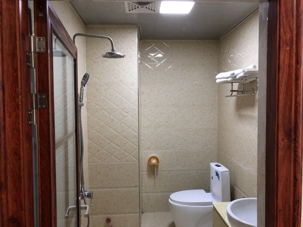 Standard Twin Room photo 2