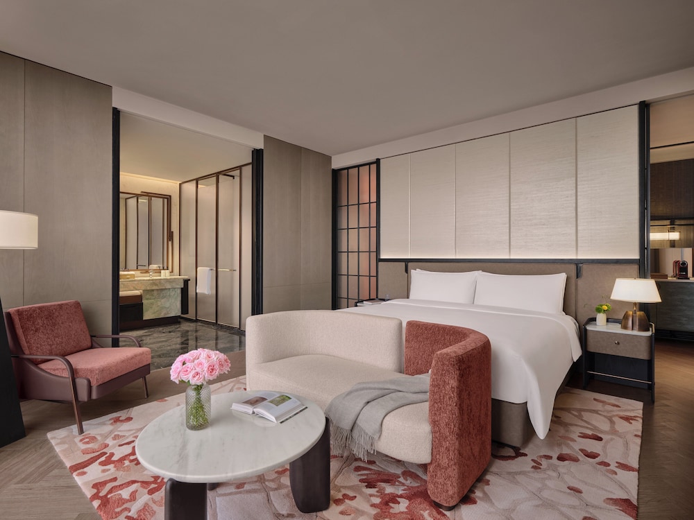 Suite (Ambassador)