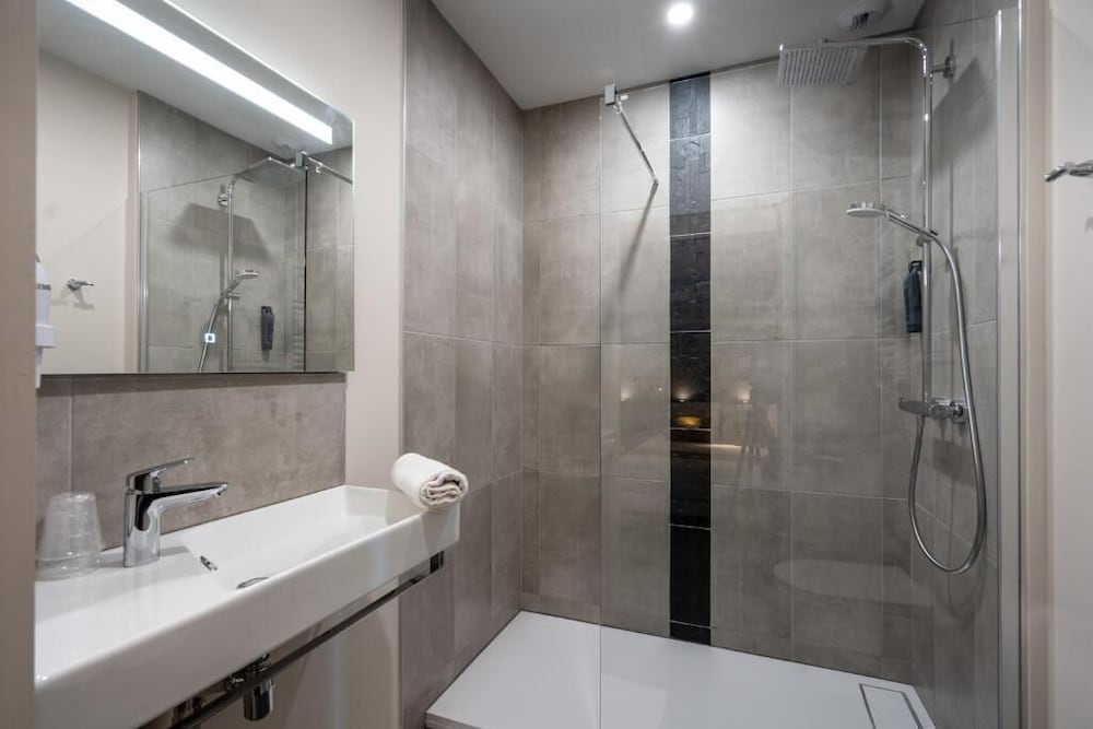 Standard Triple Room photo 3