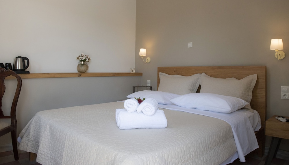 Deluxe Double Room, Balcony photo 1