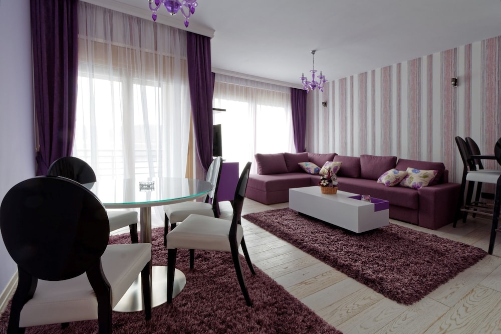 Apartment, 2 Bedrooms, Sea View photo 1