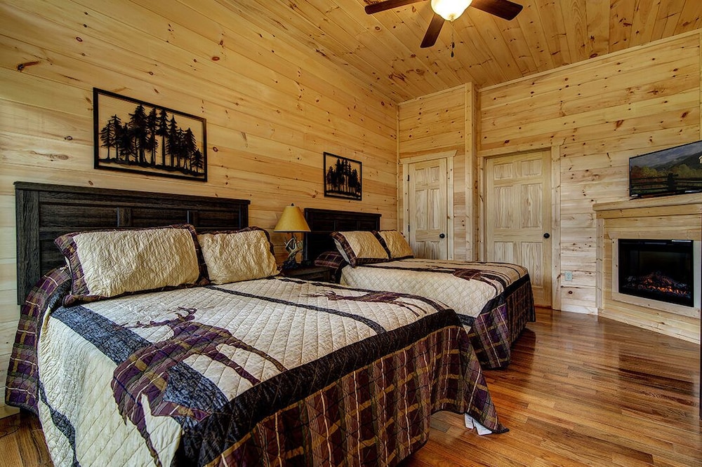 House, 5 Bedrooms