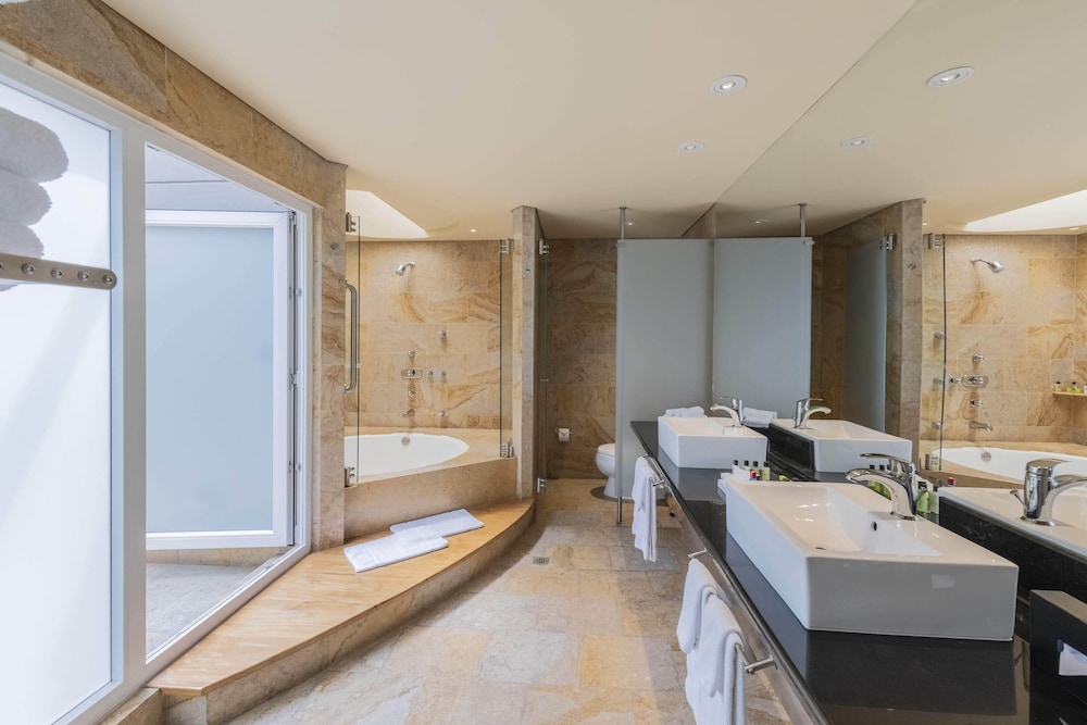 Presidential Suite photo 2