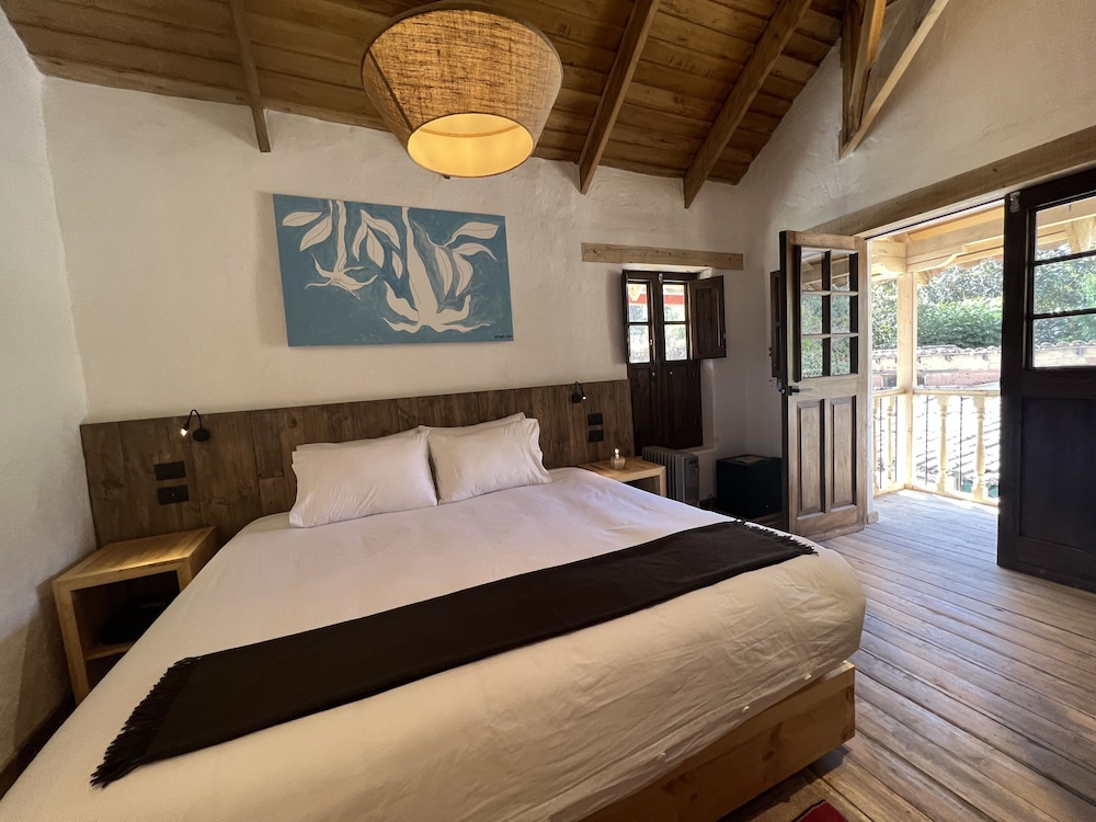 Superior Quadruple Room, Balcony, Mountain View photo 2