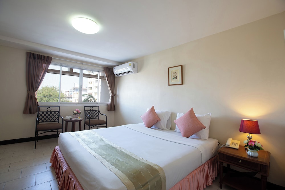 Standard Room photo 3