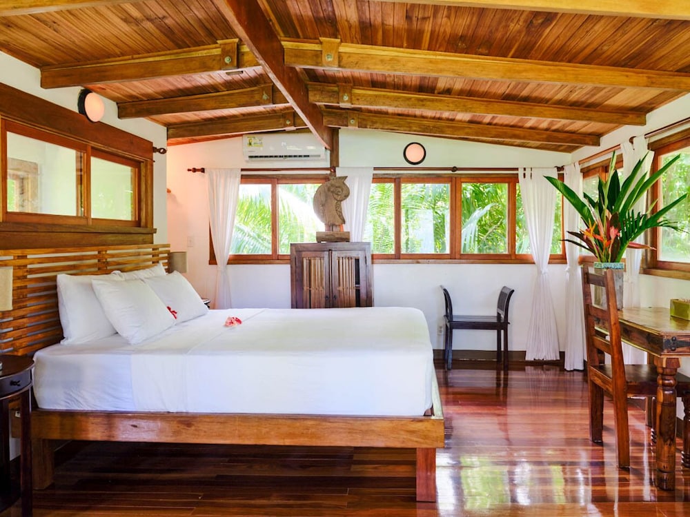 Luxury Studio Suite, 1 Queen Bed