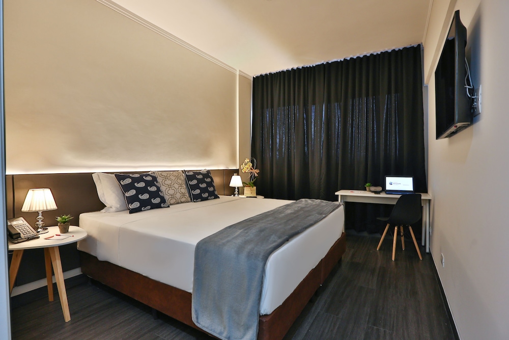 Standard Double Room, 1 King Bed - Photo 1