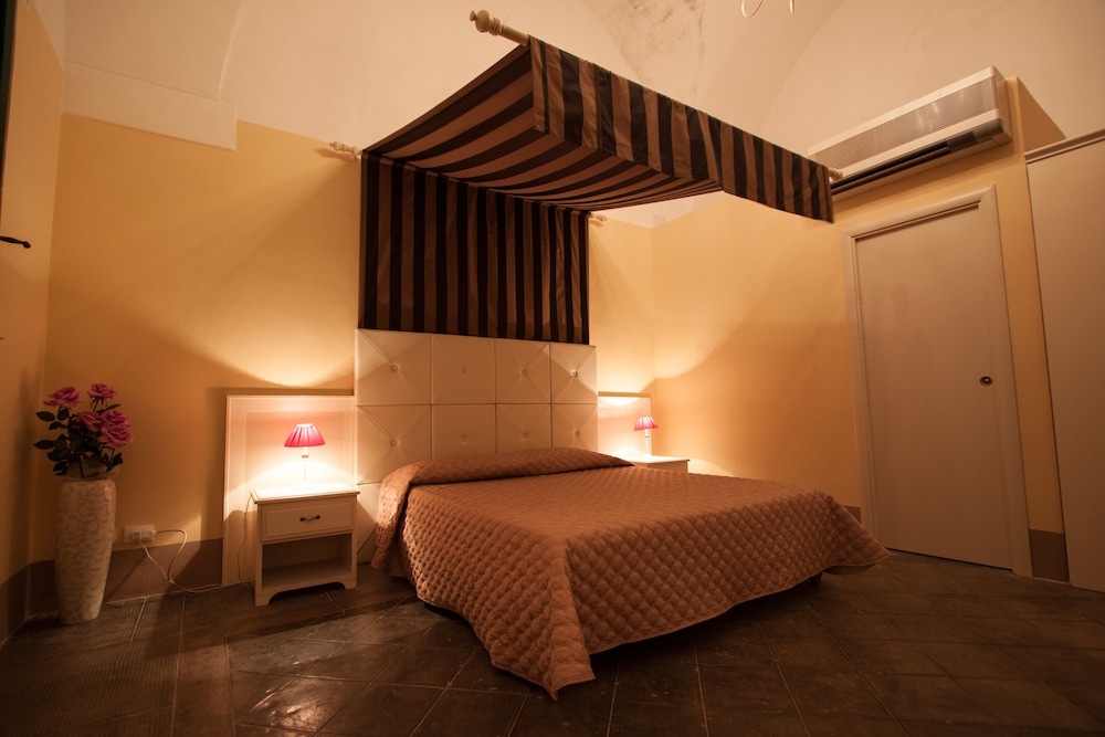 Superior Double or Twin Room photo 3