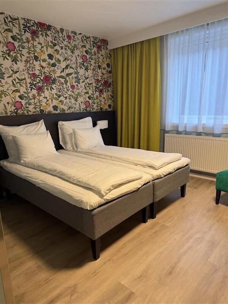Room, Accessible - Photo 3