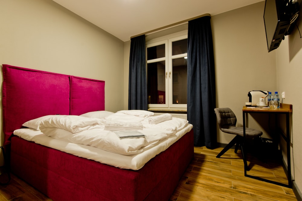Single Room photo 3