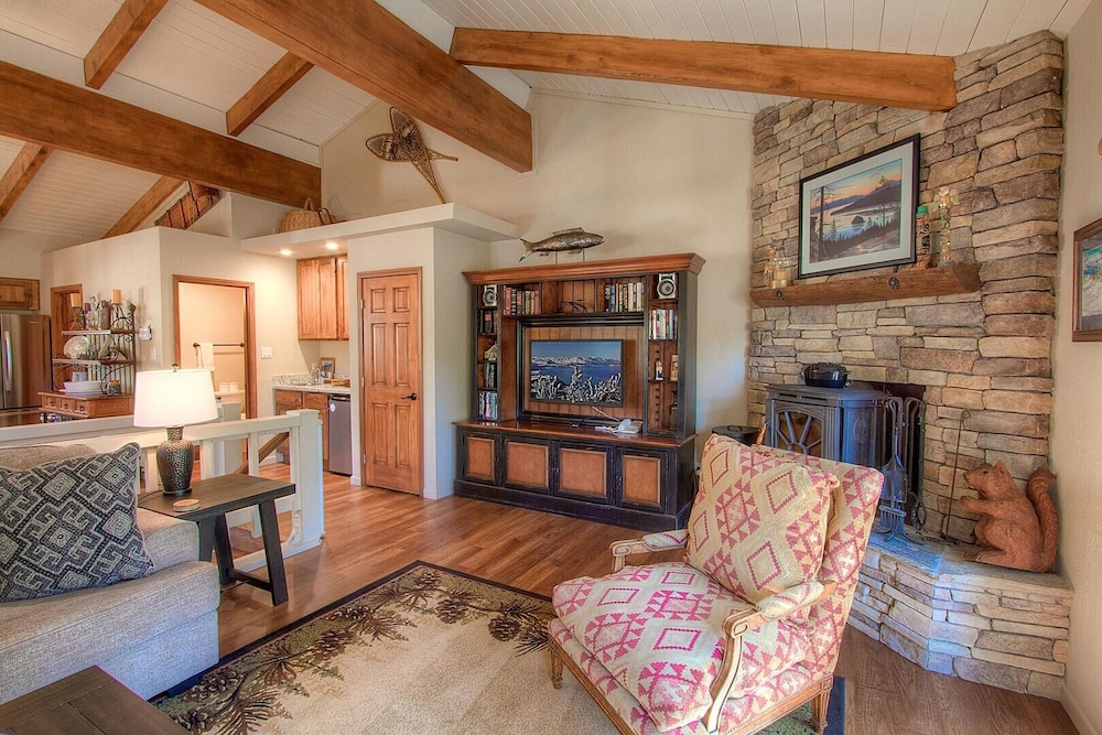 Condo, 3 Bedrooms