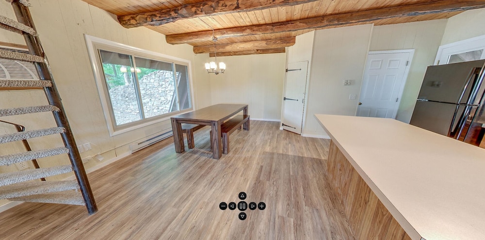 Cabin, 3 Bedrooms, Non Smoking, Kitchen (Linens Not Provided, 2 floors) photo 3
