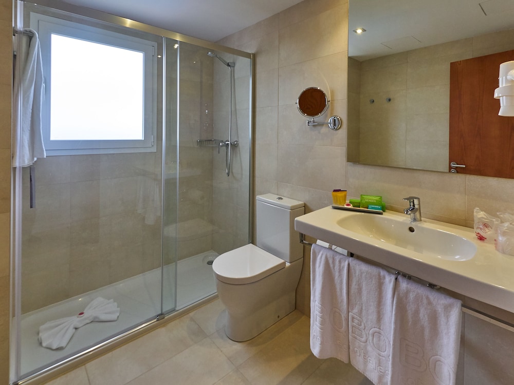 Standard Double or Twin Room, Balcony photo 2