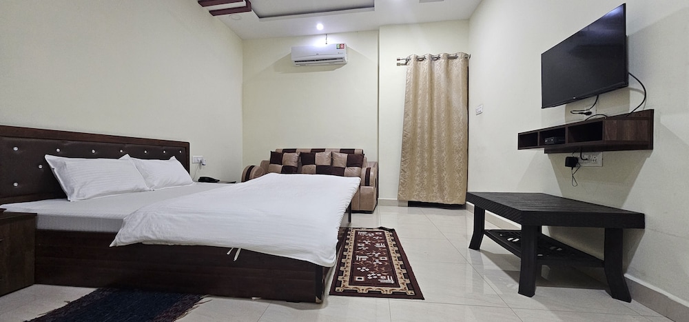 Deluxe Double Room photo 2