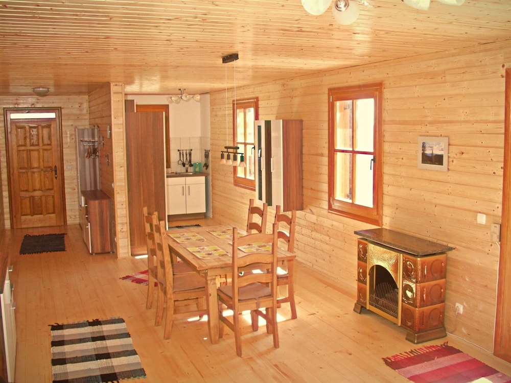 Classic Apartment, 3 Bedrooms photo 2
