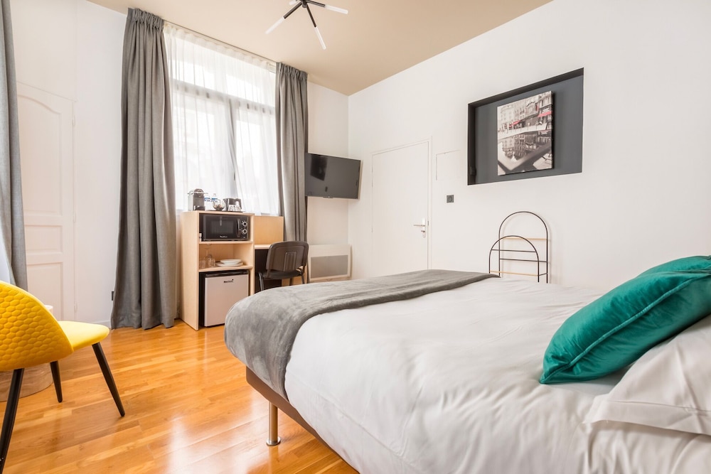 Premium Double Room, Ensuite - Photo 60