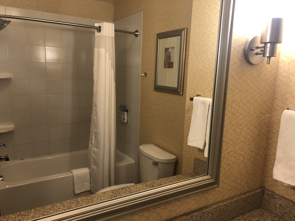 Standard Room, 2 Queen Beds (Additional Living Area) - Photo 5
