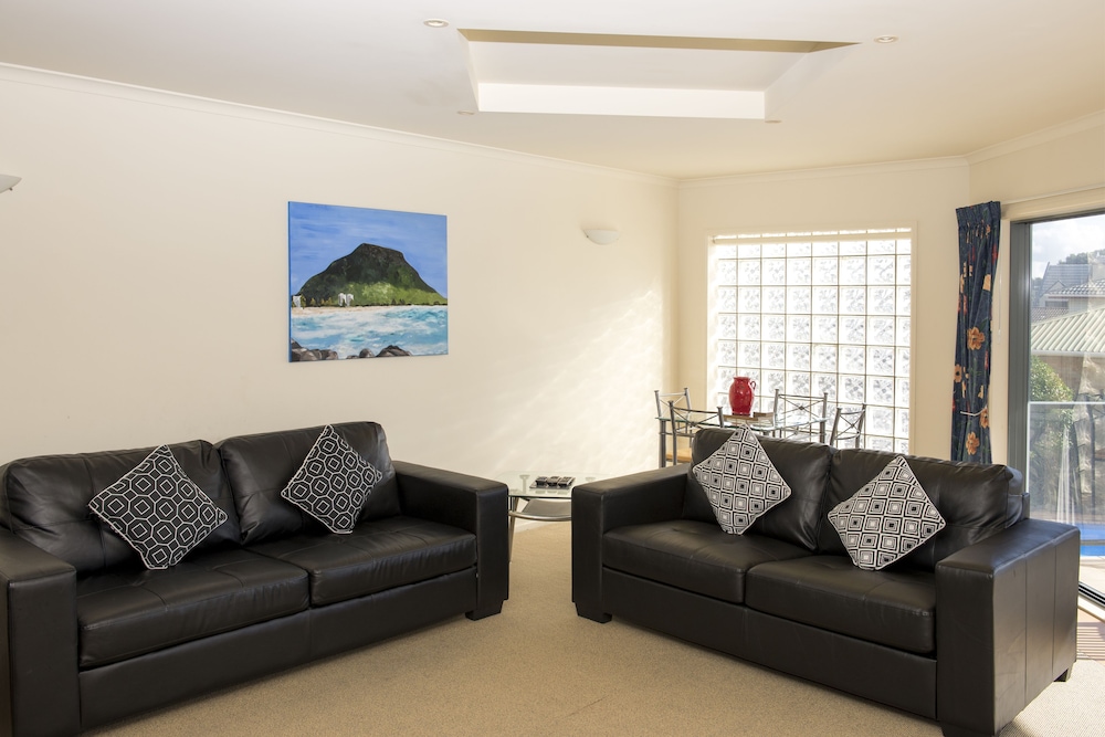 Deluxe Apartment, 2 Bedrooms, 2 Bathrooms, Pool View photo 2