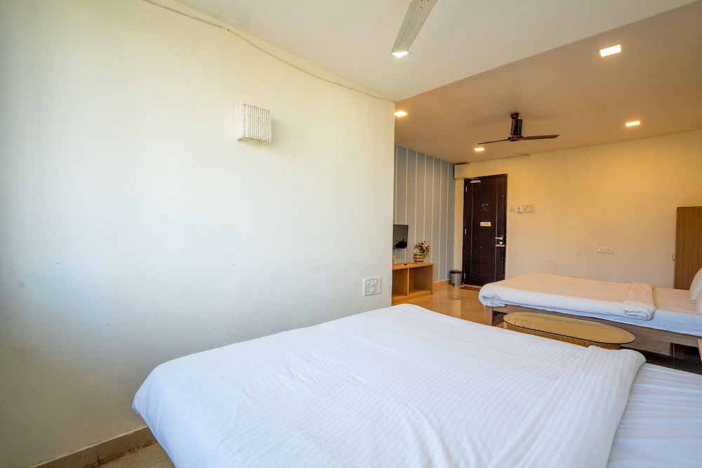 Family Room, 2 Double Beds photo 2