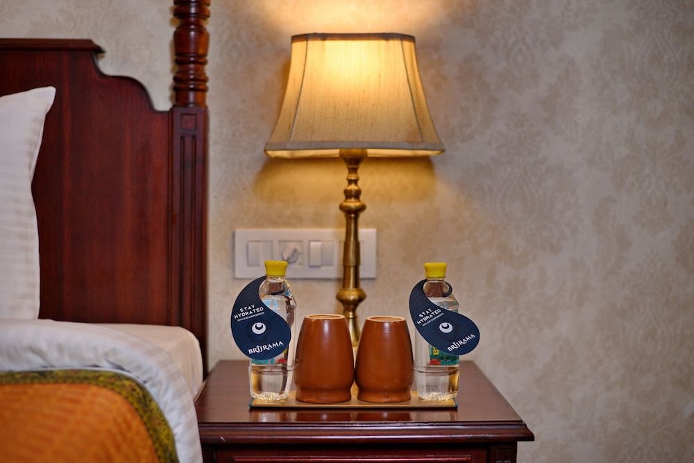 Dhanurdhara Room photo 2