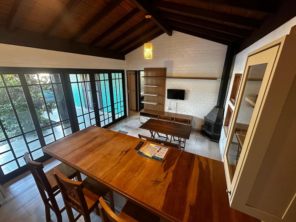 Family House, Pool Access, Garden View