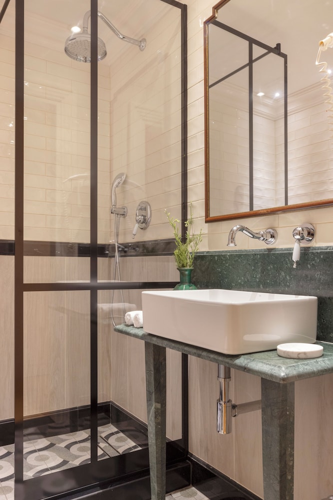 Standard Room - Photo 19