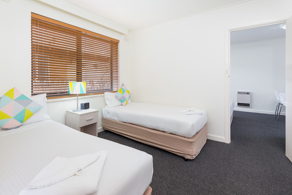 Family One Bedroom Apartment - Albert Street Building - Photo 7