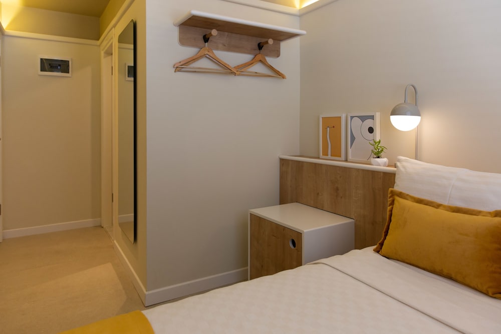Standard Double Room - Photo 7
