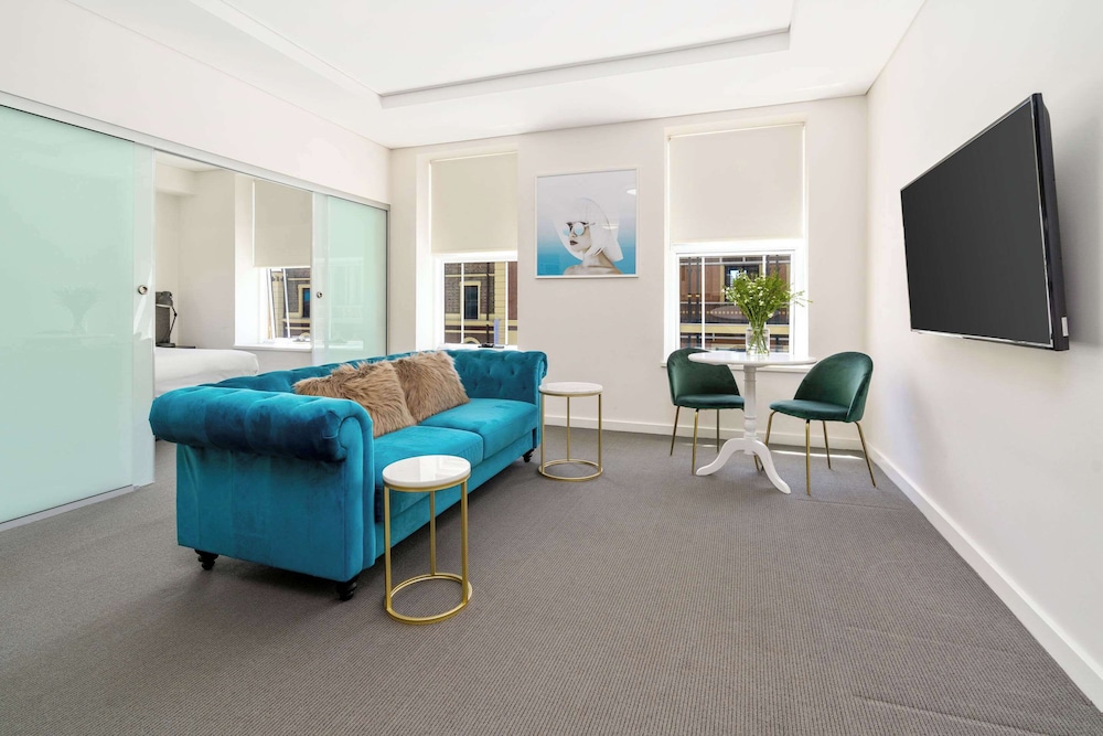 Suite, 1 Queen Bed, Non Smoking - Photo 4