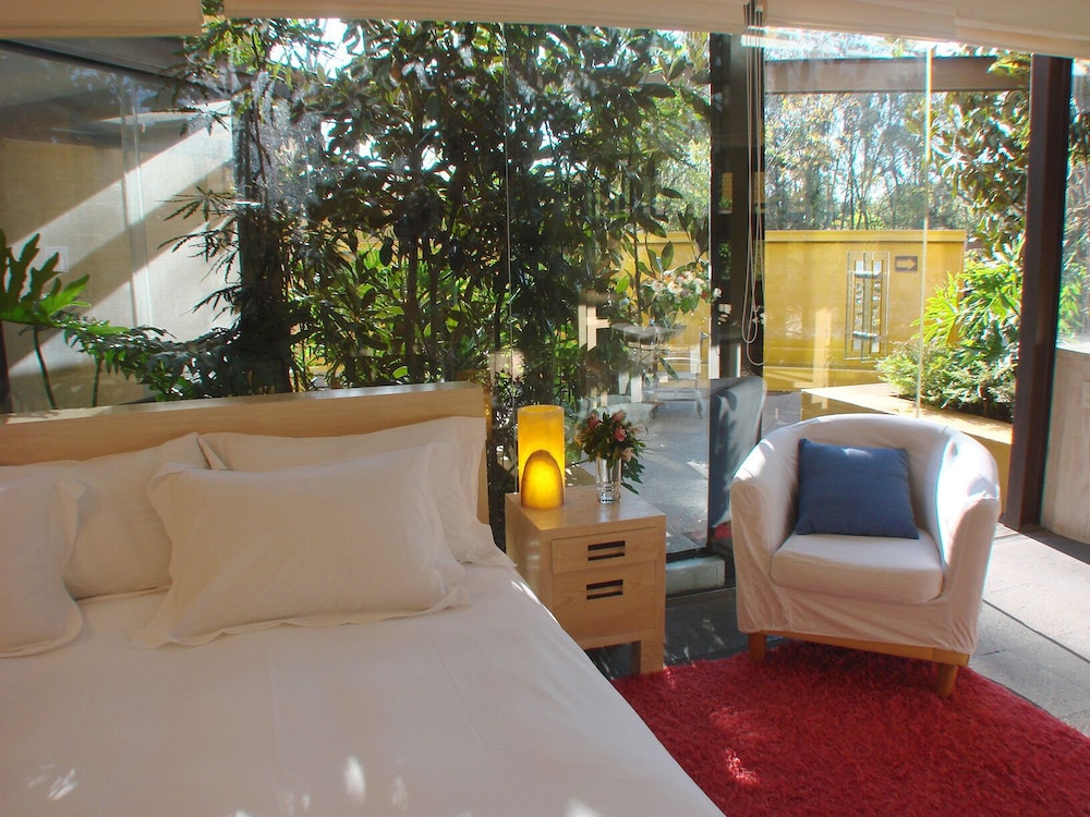 Deluxe Suite photo 3
