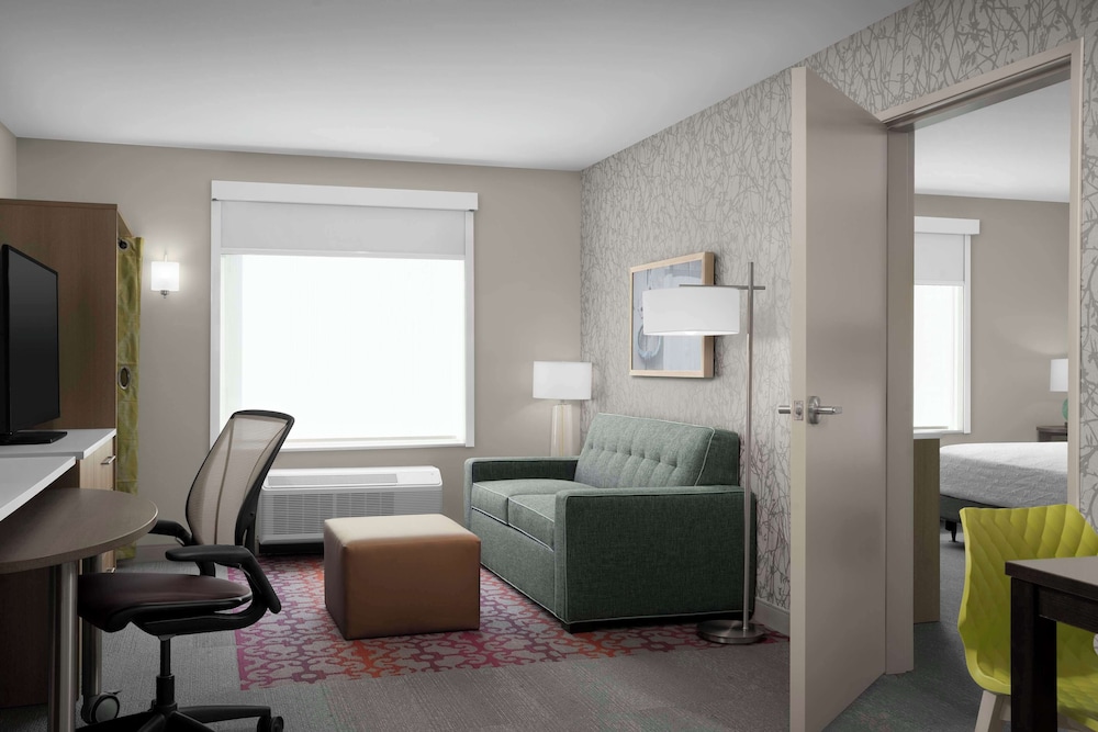 Suite, 1 Bedroom - Photo 1