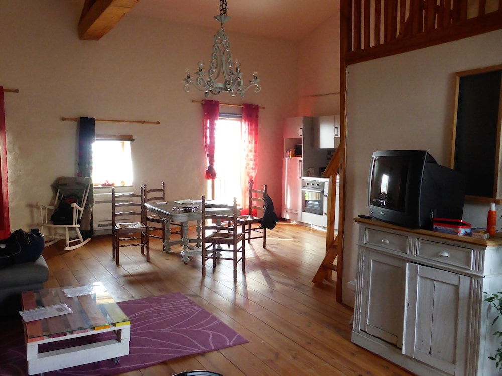 Cottage, Ensuite (Le Mauzac) photo 1