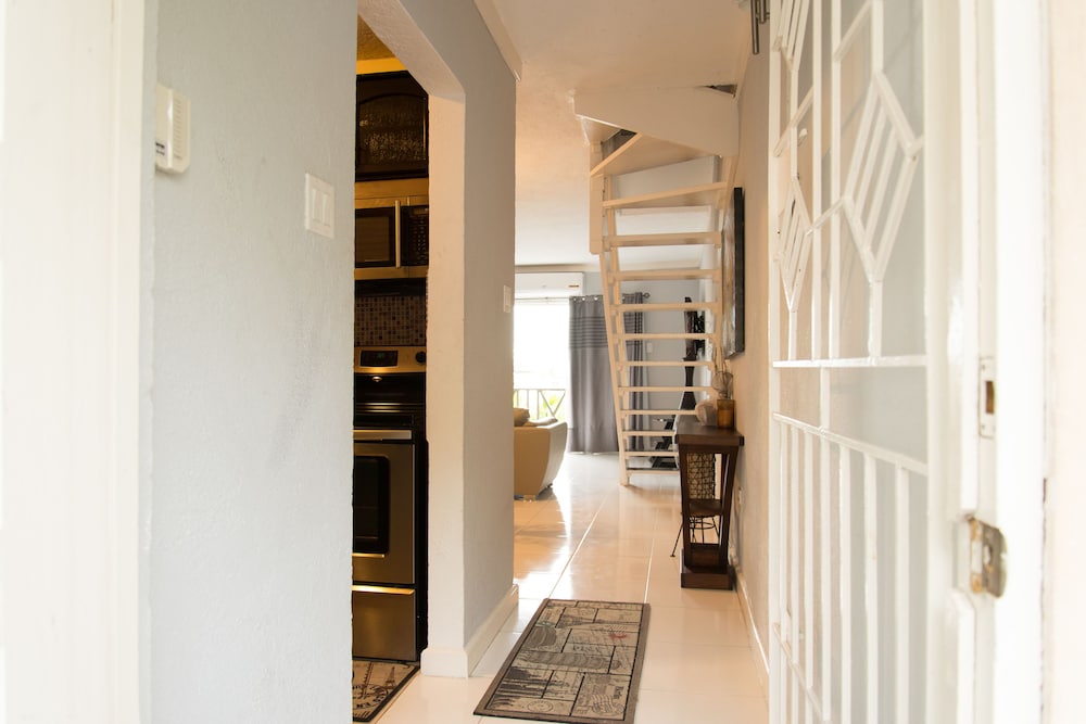 Apartamento Superior, 2 Camas Queen, Pátio, Vista para a Cidade