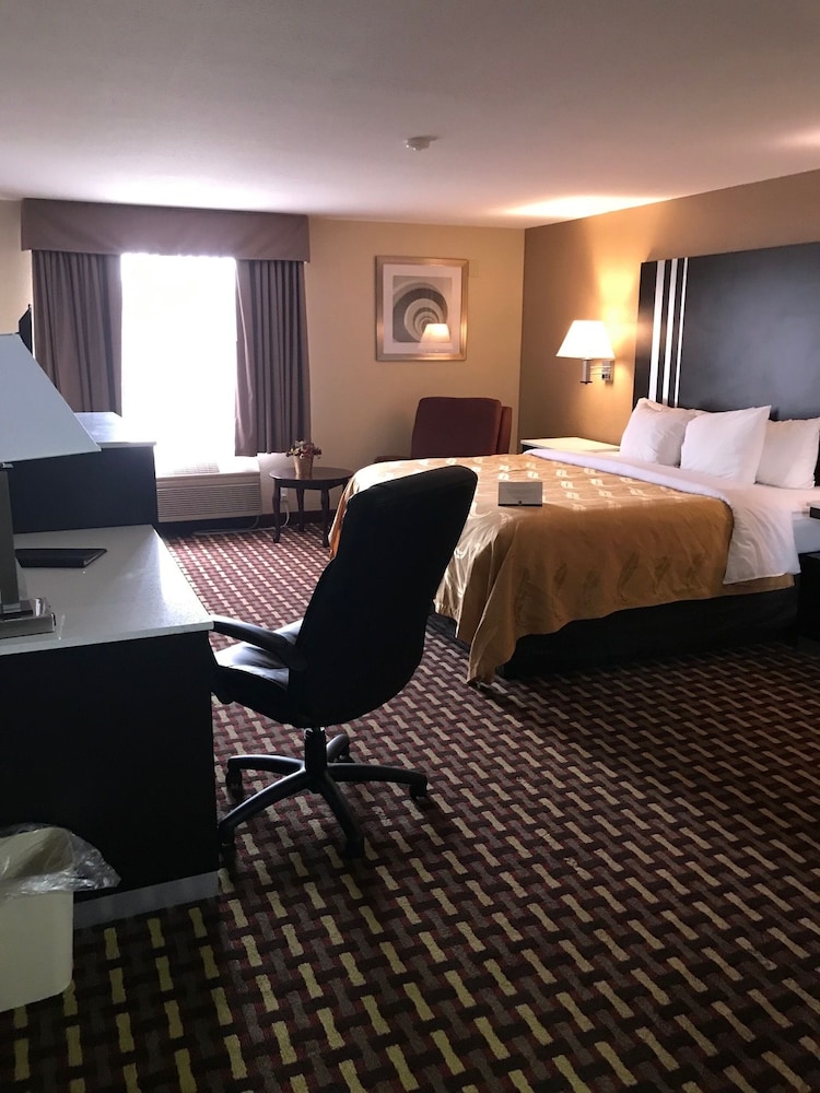 Standard Room, 1 King Bed, Non Smoking