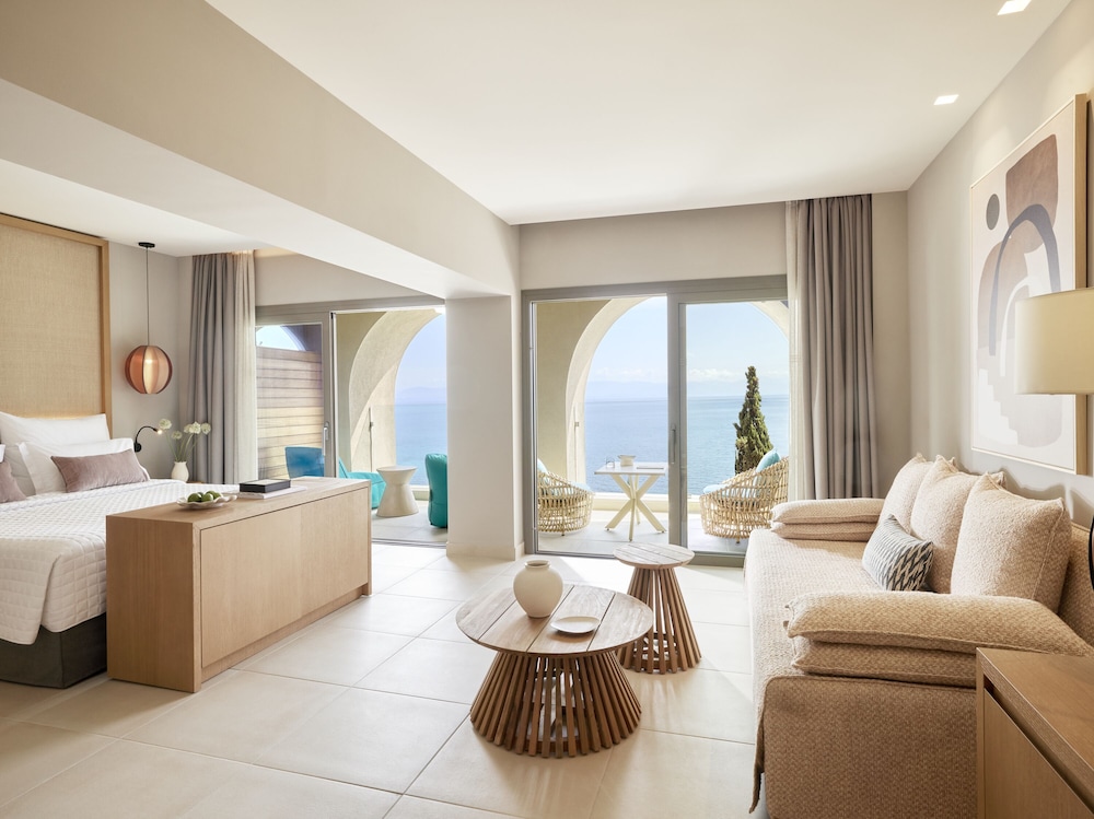 2 Bedroom Bungalow Suite Sea View - Photo 1