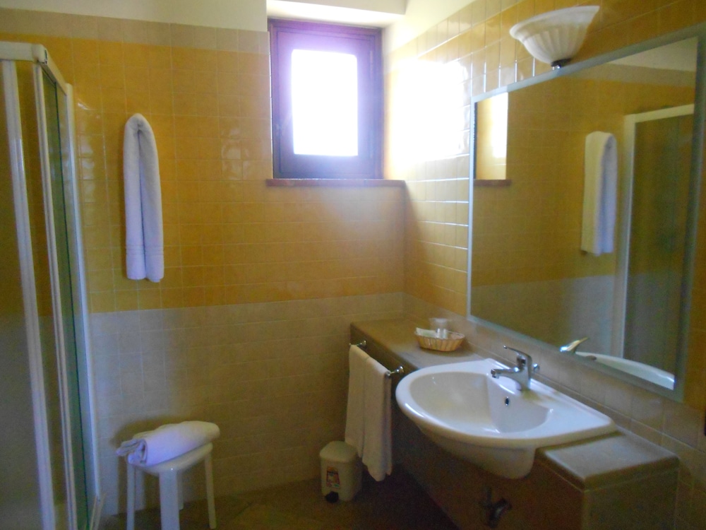 Superior Double Room - Photo 4