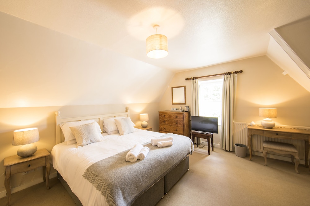 Superior Double Room, Ensuite - Photo 1
