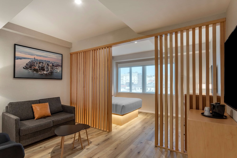 Room, 1 Queen Bed with Sofa bed, Accessible, Non Smoking (Bathtub with Sofabed)