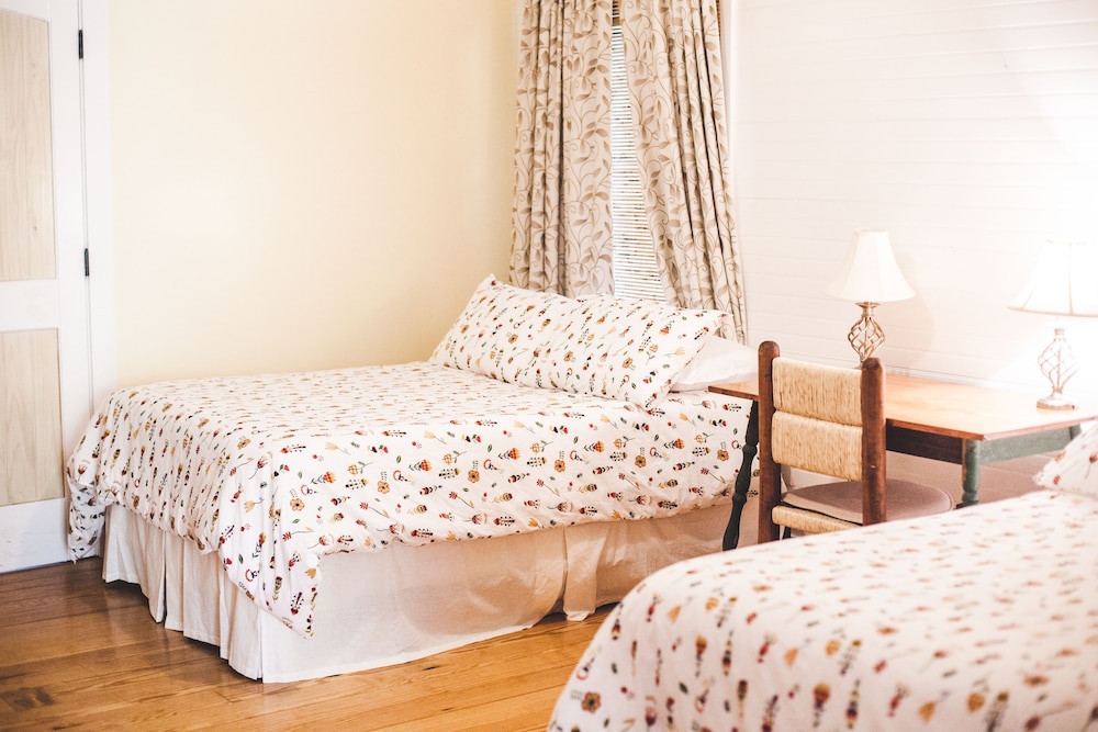 Swamp Rabbit Inn Travelers Rest, Photo 12