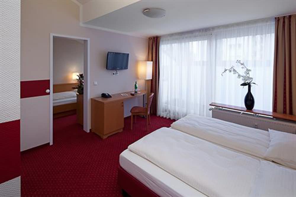 Room, 1 Double Bed with Sofa bed