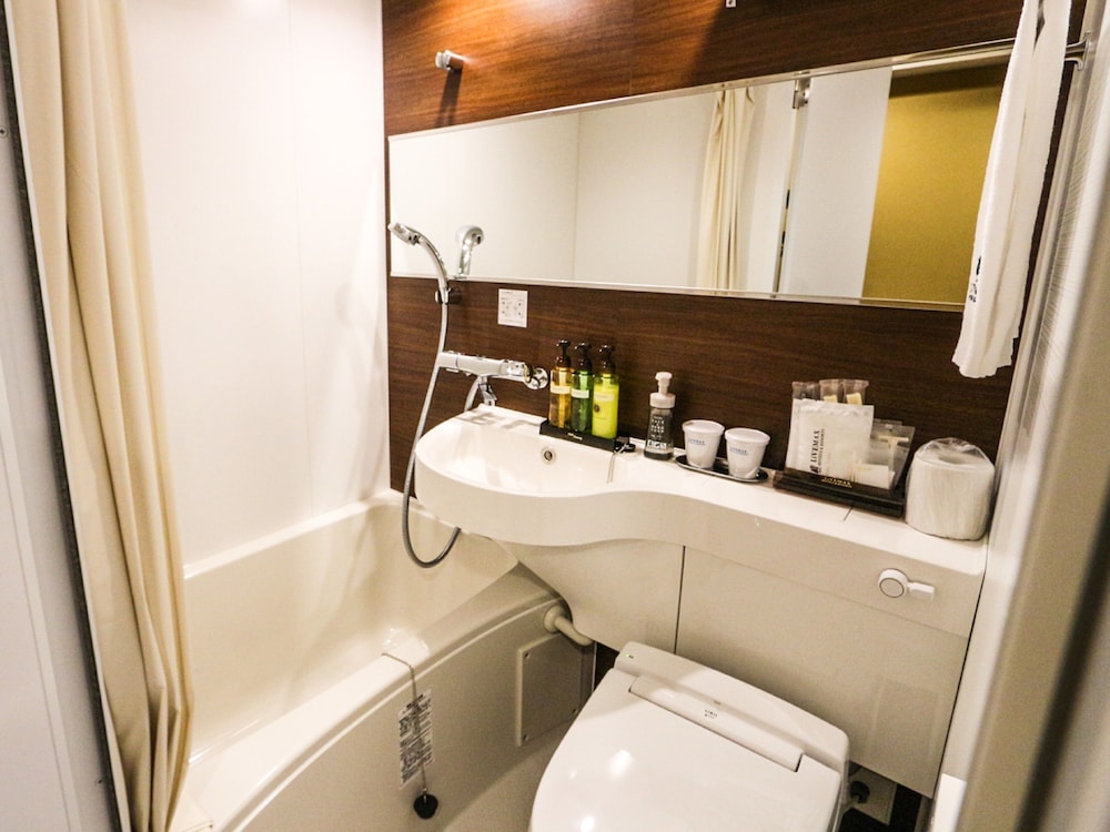 Single Room, Non Smoking - Photo 7