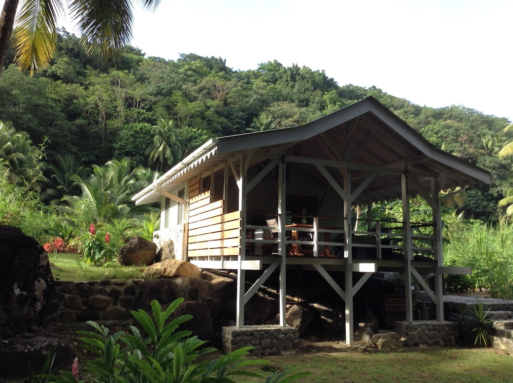Guava-Cherry Exclusive Cottage photo 3