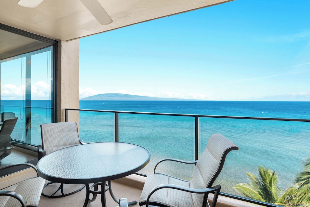 Condo, 1 Bedroom, Oceanfront photo 1