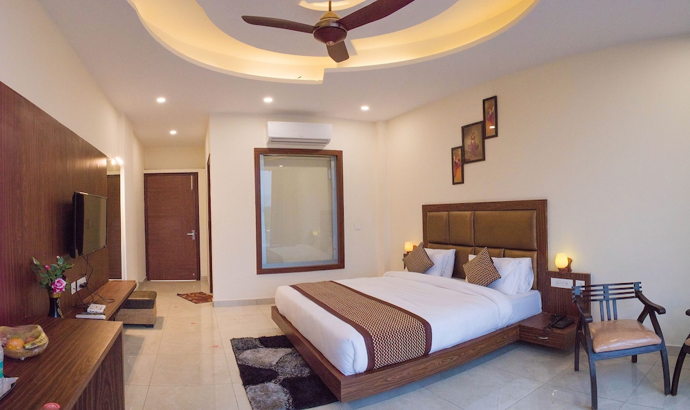 Executive Room photo 2