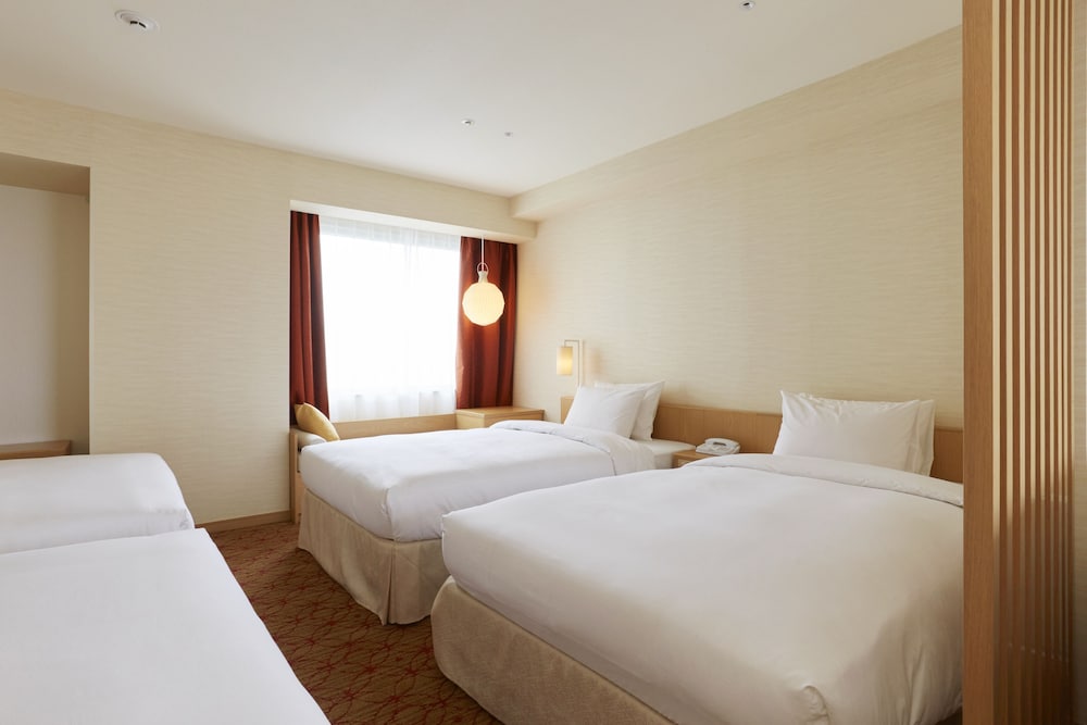 Comfort Room, Multiple Beds, Non Smoking photo 2