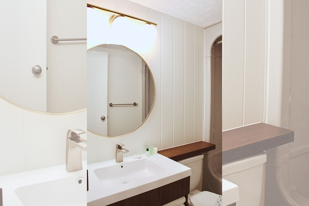 Room, 2 Double Beds photo 1