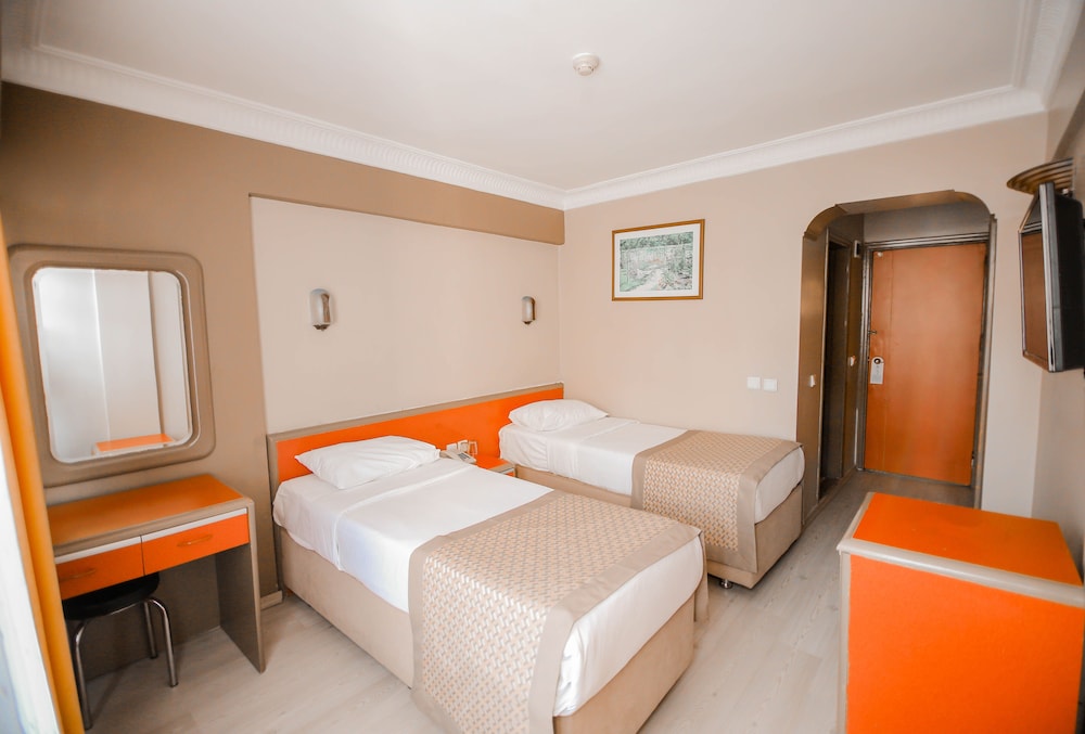 Standard Twin Room photo 1