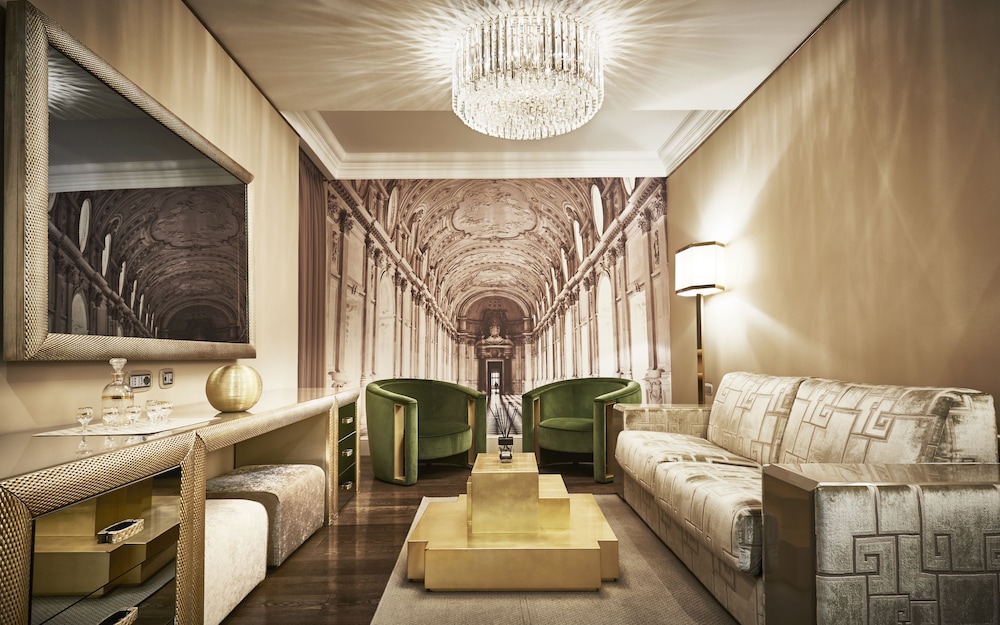 Junior Suite, 1 Bedroom, Annex Building - Photo 13
