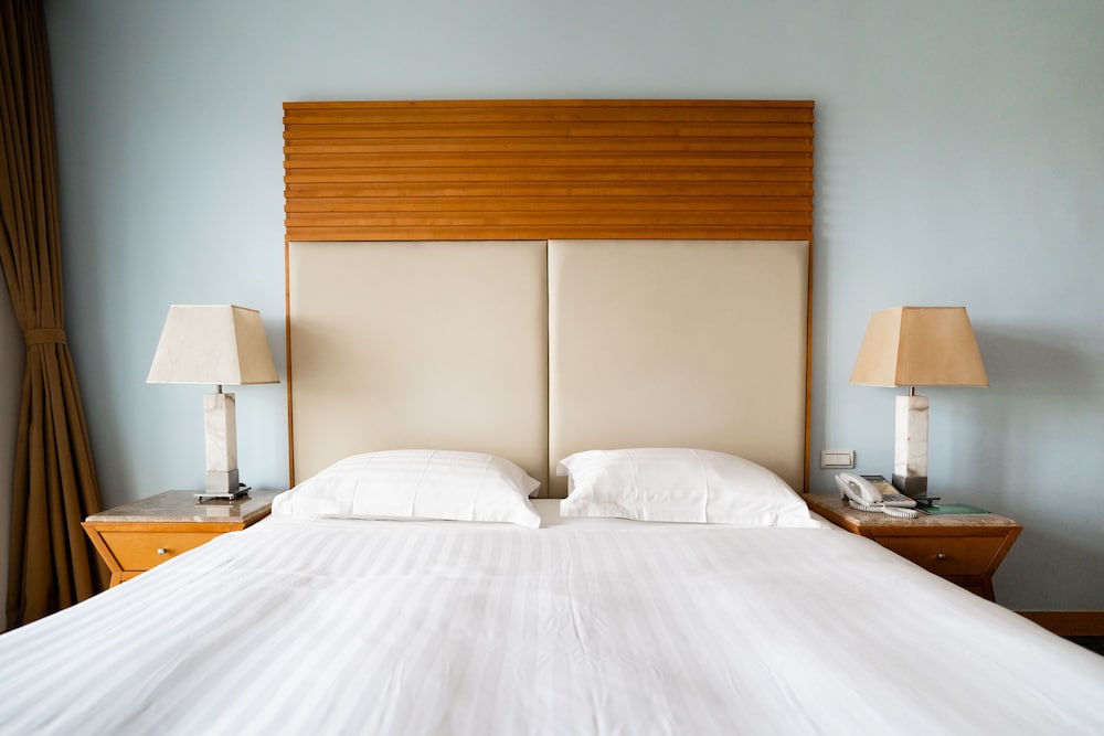 Deluxe Double Room w/ balcony - Photo 5